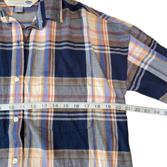Old Navy The Boyfriend Shirt Women SZ Medium Navy Blue Plaid Classic Shirt - Picture 5 of 16